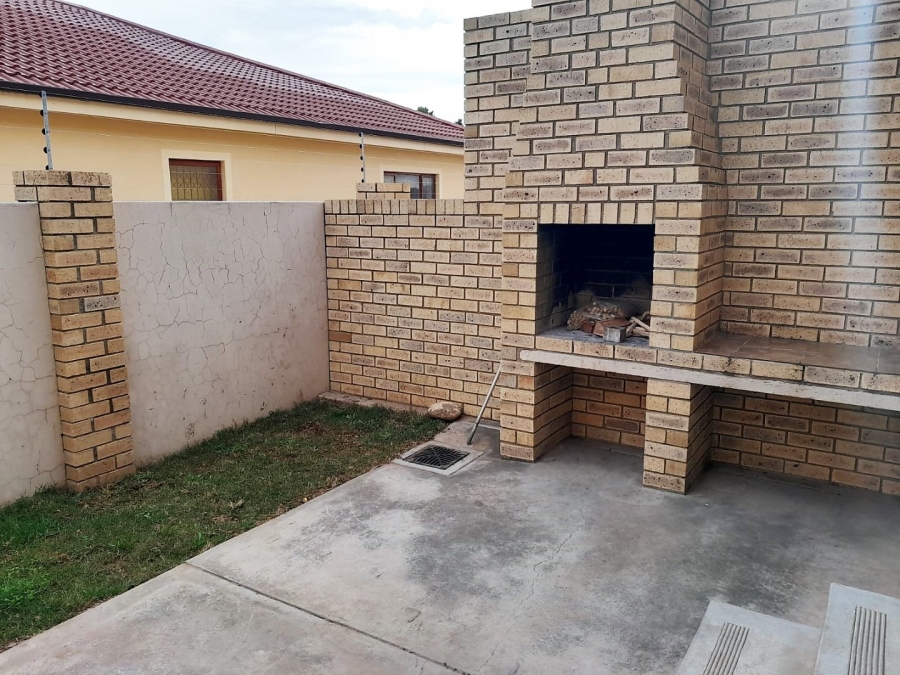 1 Bedroom Property for Sale in Windsor Park Eastern Cape